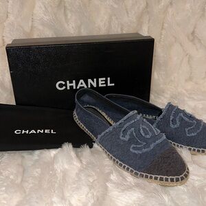 Chanel espadrille
